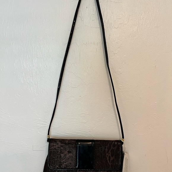 Shimmer snake skin purse - Picture 8 of 8